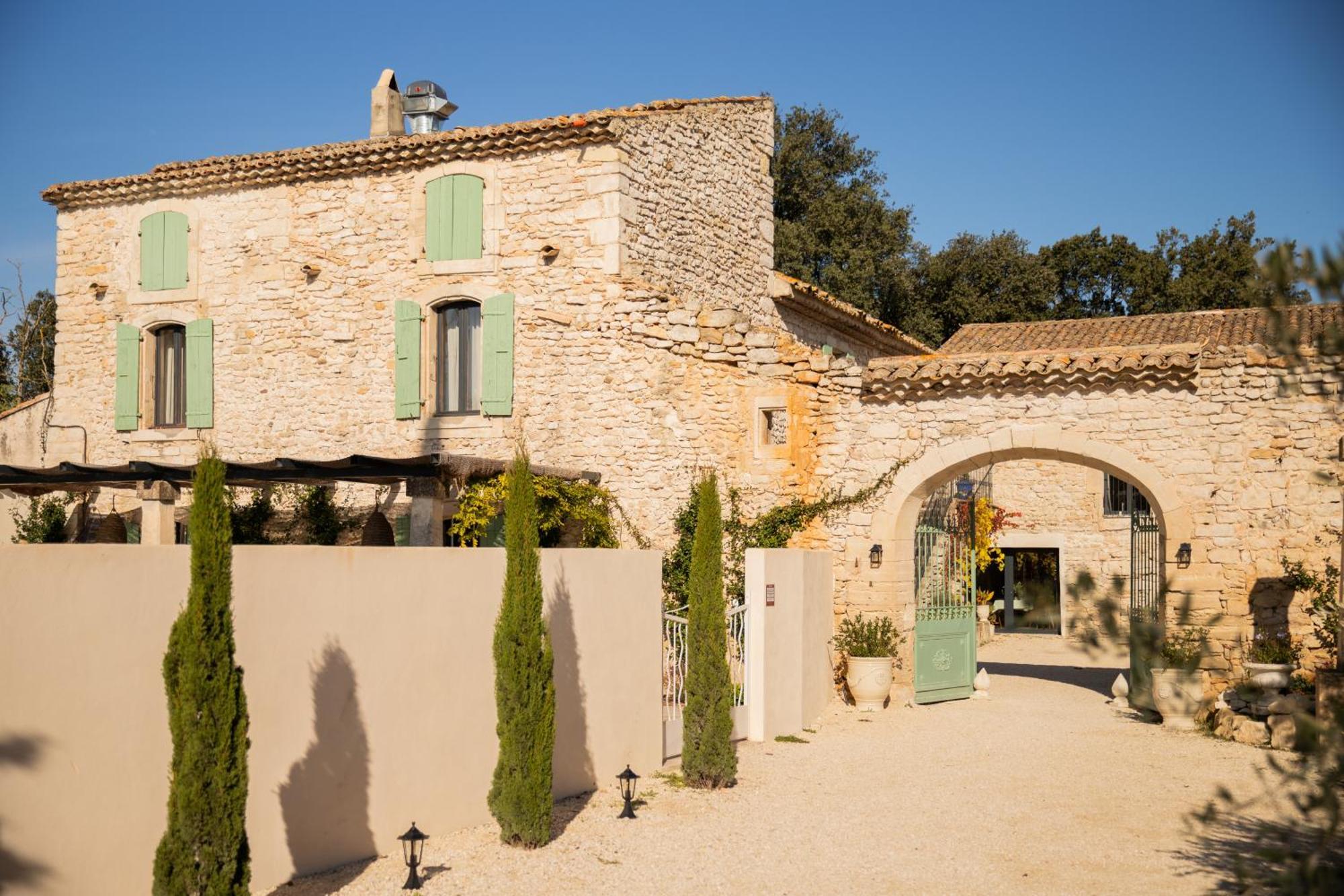 Maison Roucas - Restaurant Et Chambres D'Hotes Solerieux Exterior photo