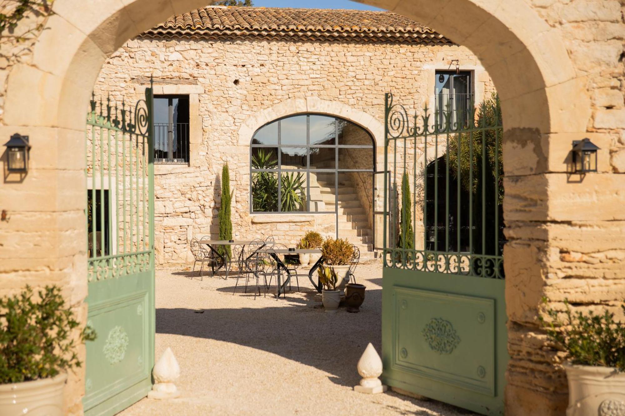 Maison Roucas - Restaurant Et Chambres D'Hotes Solerieux Exterior photo